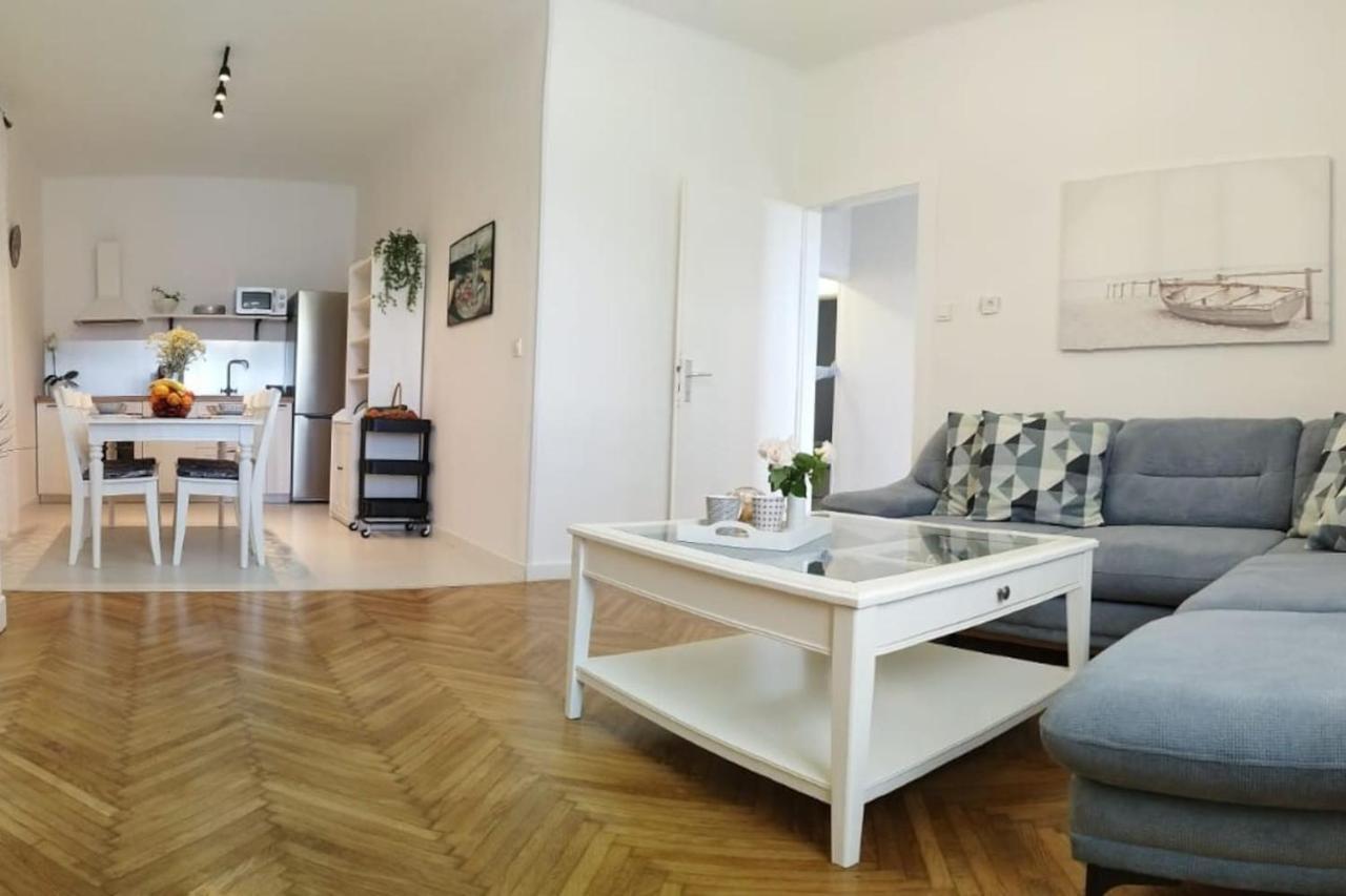 Luxury Apartment Lukas Orebić Eksteriør bilde